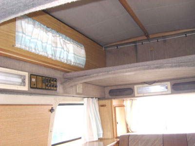 VW T25 Autosleeper VX50 Poptop Roof Bed